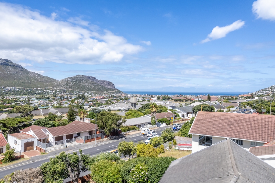 4 Bedroom Property for Sale in Fish Hoek Western Cape